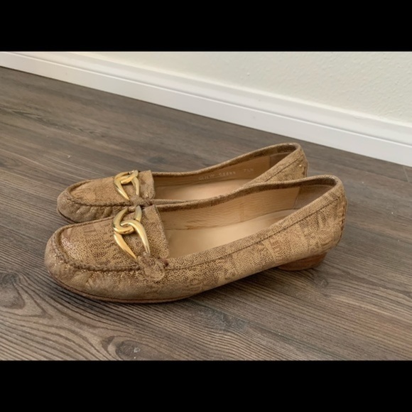Stuart Weitzman shoes - Picture 1 of 10